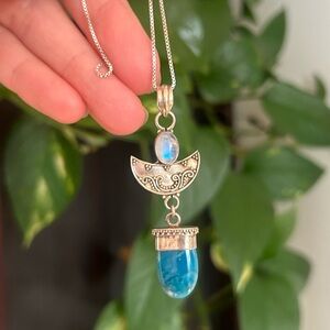 925s silver Rainbow Moonstone & Apatite Cresecnt Moonstone necklace